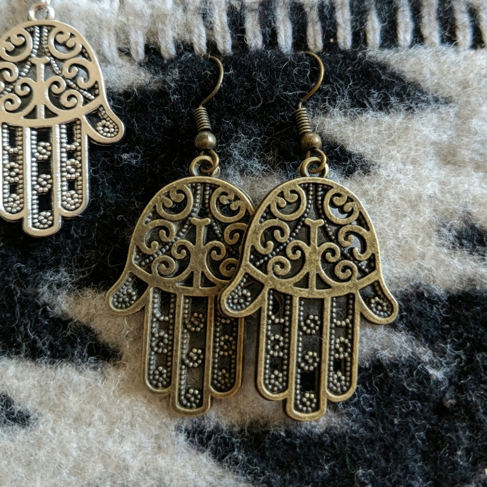 Hamsa Hand of Fatima Earrings - Picture 4 of 5